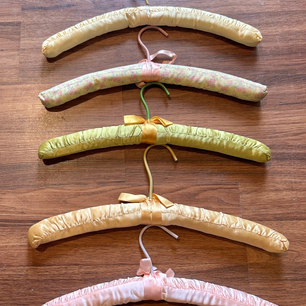 Set of 4 Antique Satin Padded Hangers